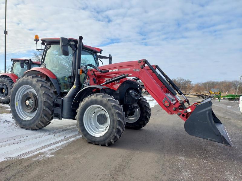 Tractors  CASE IH MAXXUM 145 Photo